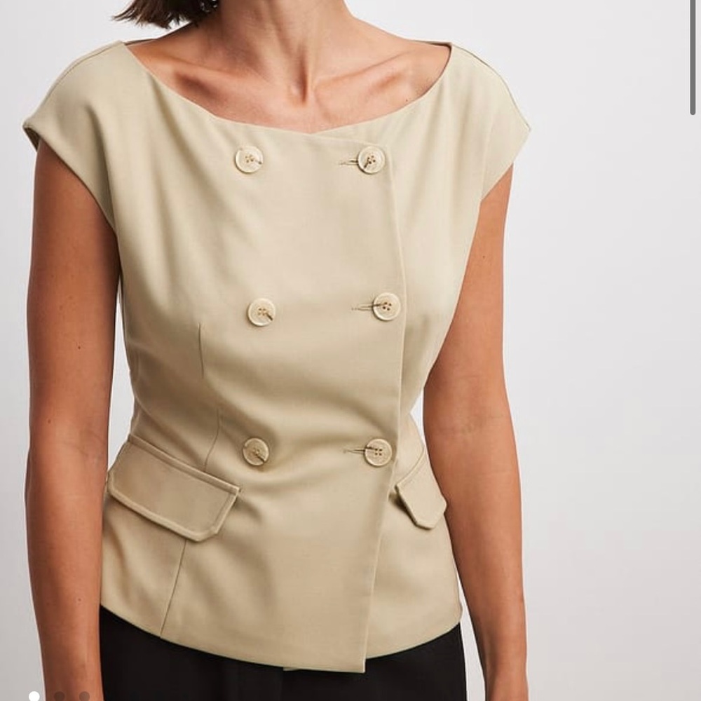 NA-KD double breasted boat neck top